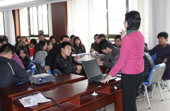 东北大学营销总监班_营销管理培训班_营销总监班费用